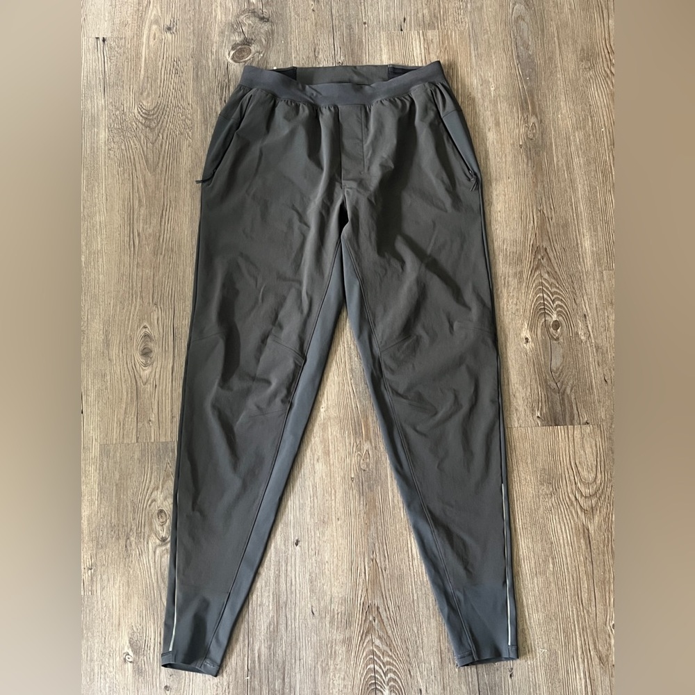 New Lululemon Dance Studio Mid-rise Joggers